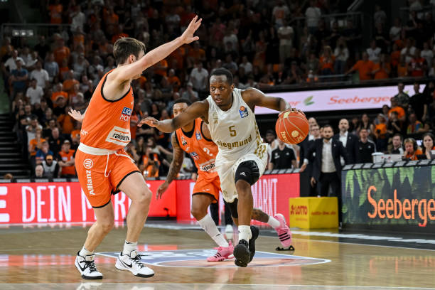 多尔的魅力 多尔的魅力