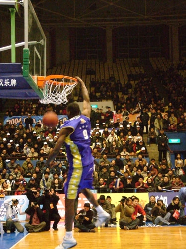 队员们不仅 队员们不仅